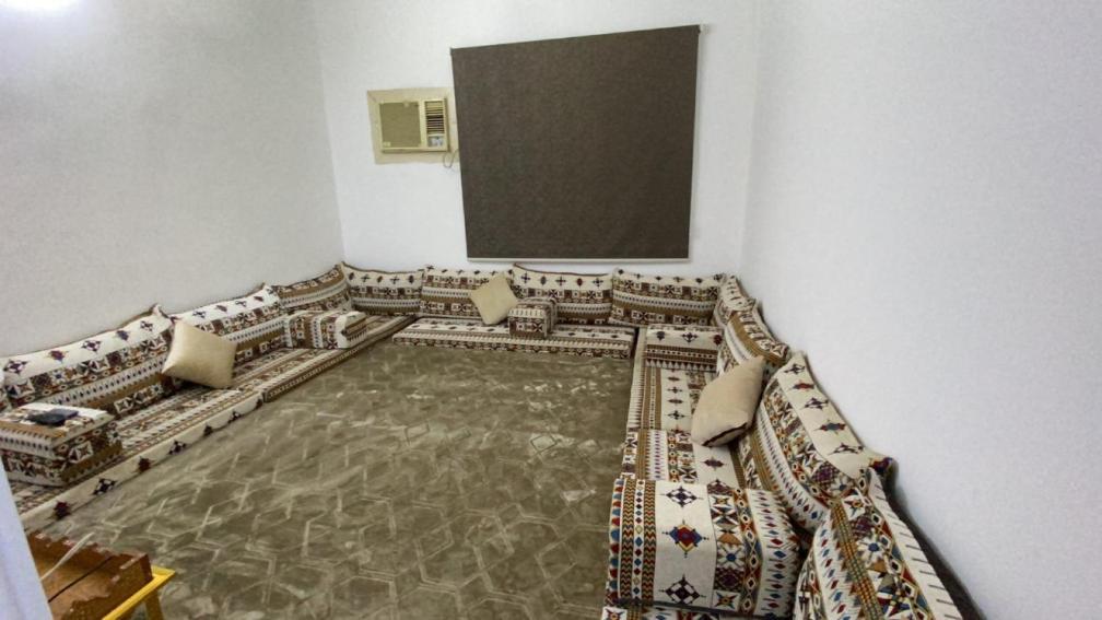 فاخرةبمدخل خاص Appartement